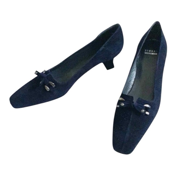 Stuart Weitzman Suede perforated kitten heel shoes size 9 women's - Picture 2 of 16